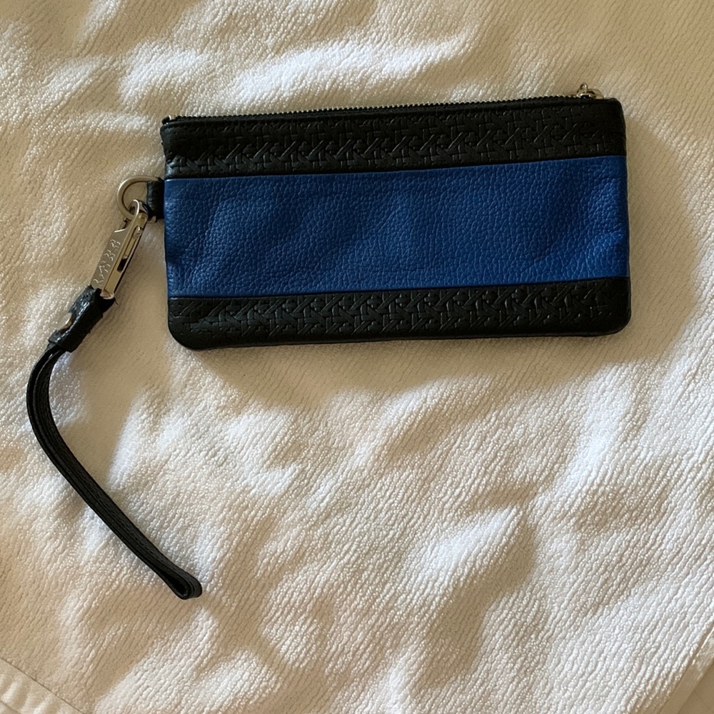 Laudi Vidni wristlet